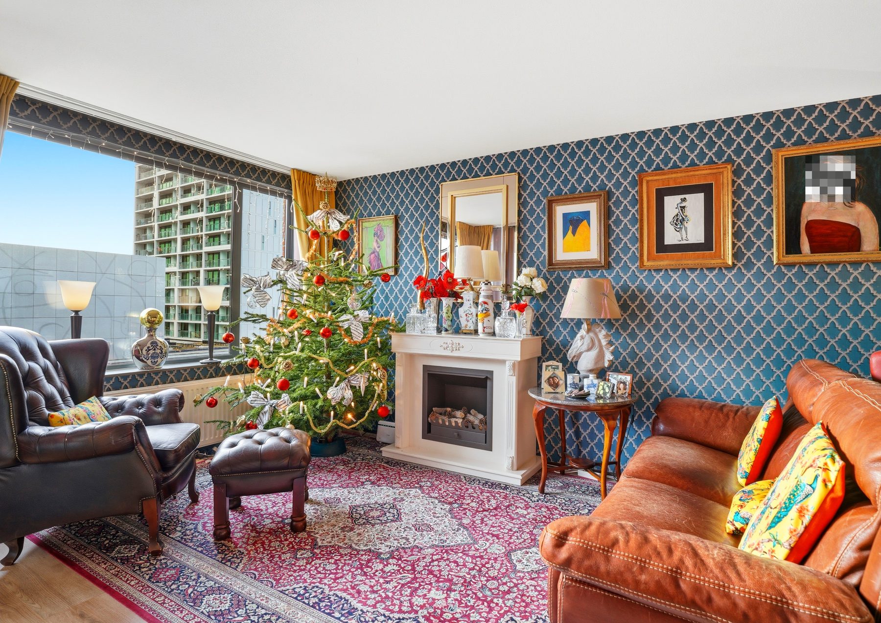 Woonkamer met open haard
